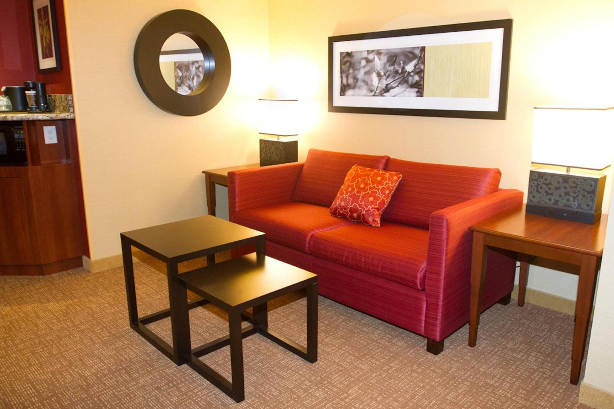 Courtyard By Marriott Philadelphia