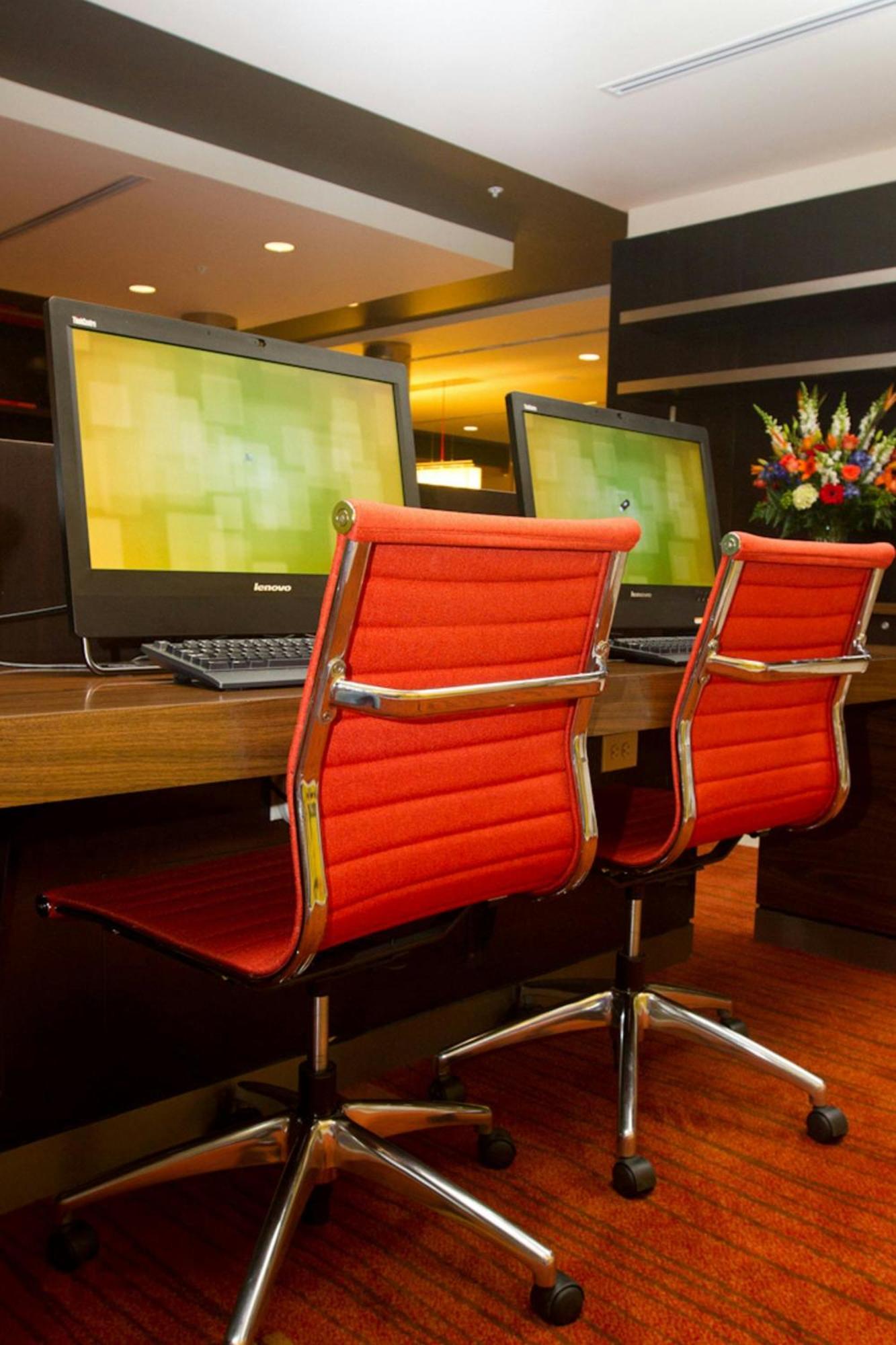 Courtyard By Marriott Philadelphia