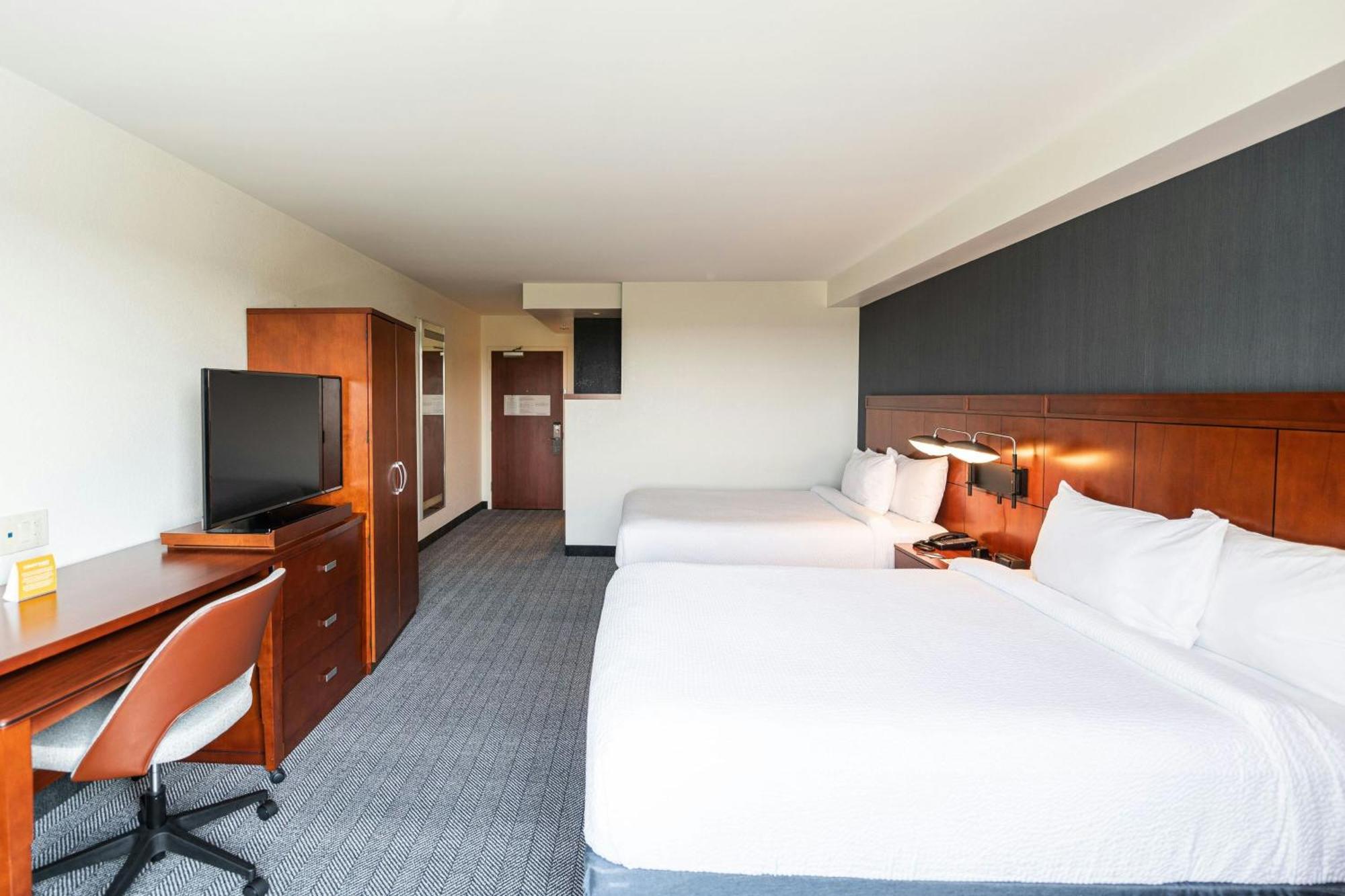 Hotel Courtyard By Marriott Philadelphia 3*