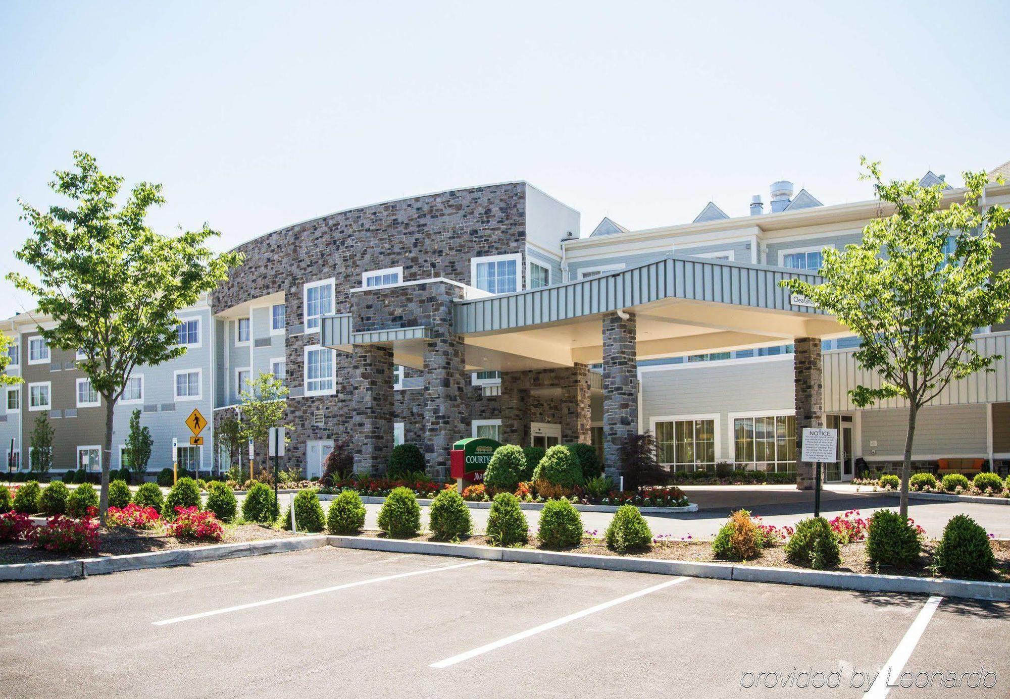 Courtyard By Marriott Philadelphia Springfield
